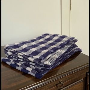 12 Williamsburg tea towels that I use as napkins.